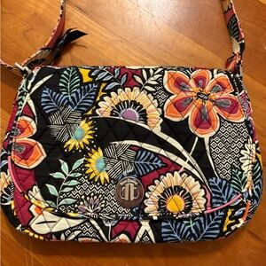 NWOT Vera Bradley Saddle Crossbody Bag in Kauai Floral Pattern